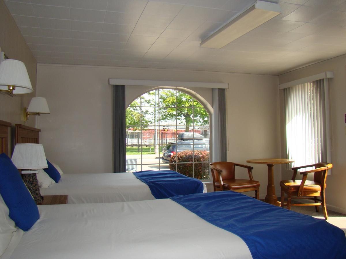 Long Ships Motel Sault Ste. Marie Zewnętrze zdjęcie