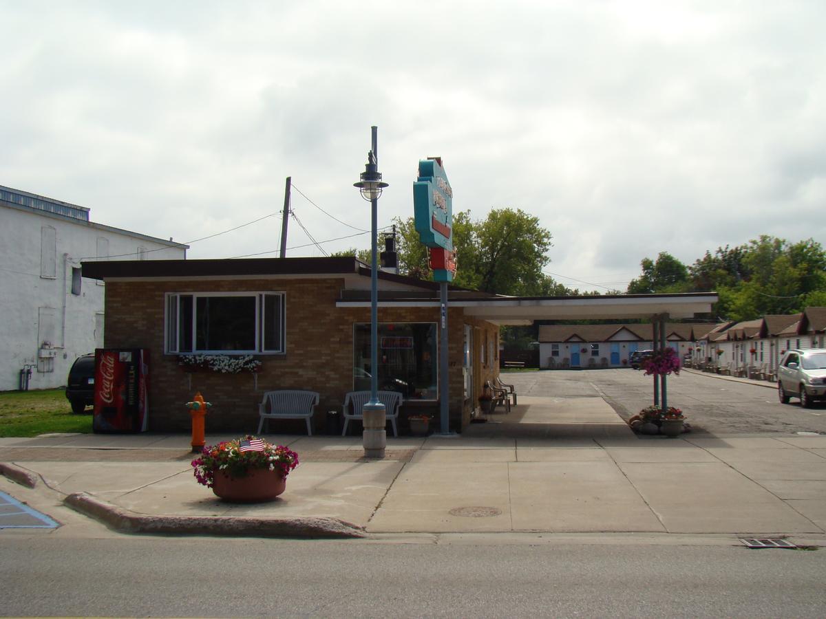 Long Ships Motel Sault Ste. Marie Zewnętrze zdjęcie